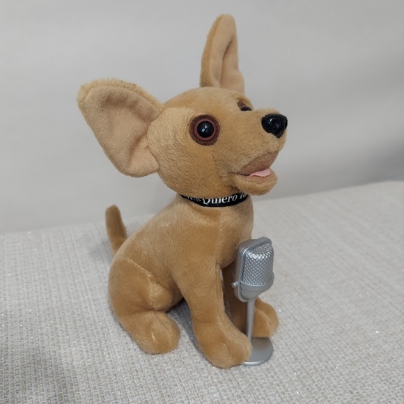 Taco Bell Yo Quiero Chihuahua Dog With Microphone Plush Kids Meal Vintage 6.5 In - Picture 1 of 9